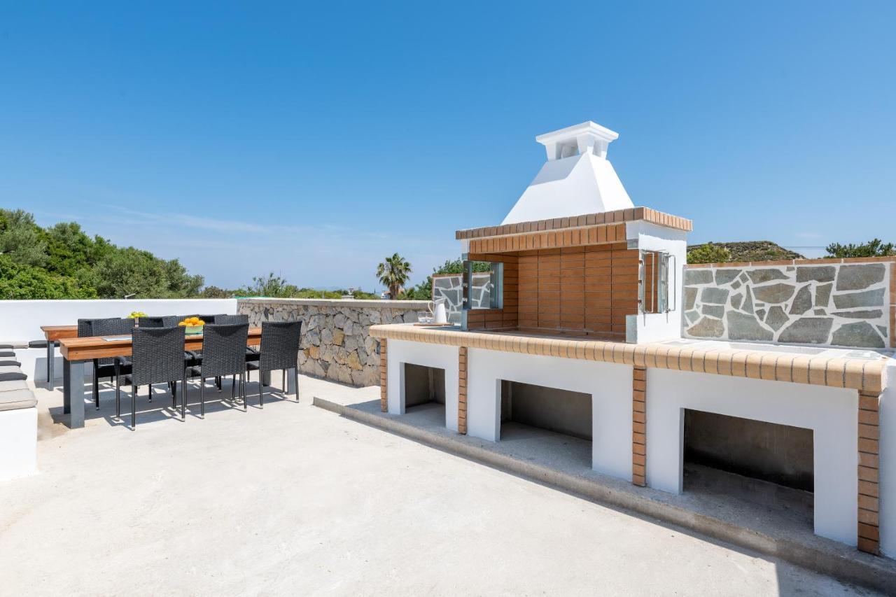 Villa Divina Kremastí Exteriör bild