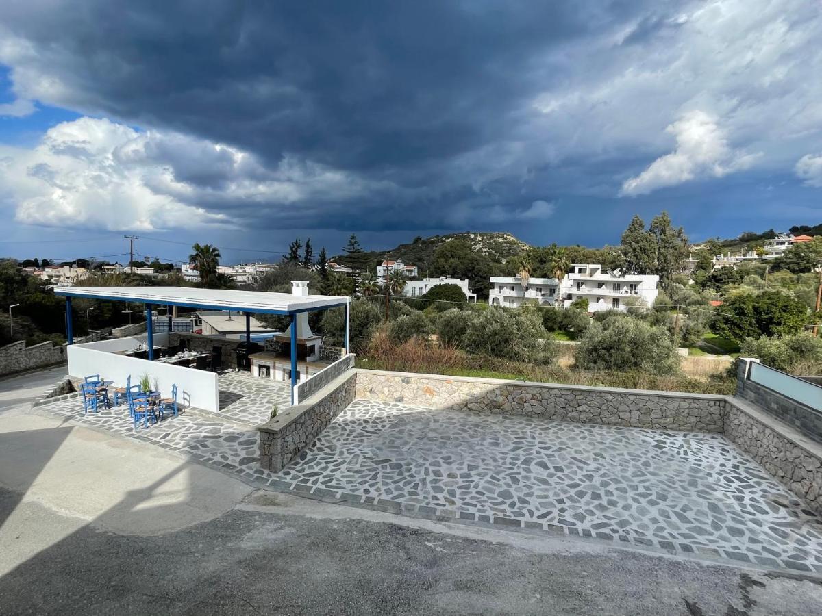 Villa Divina Kremastí Exteriör bild